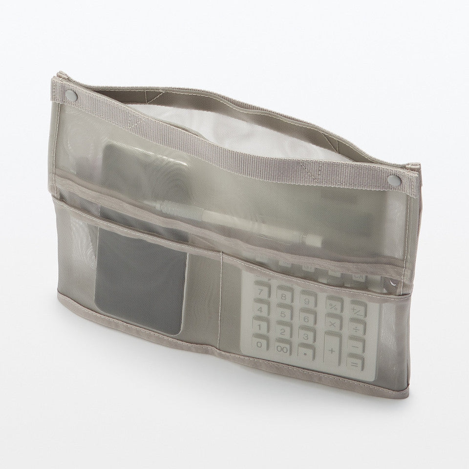 Nylon mesh Self‐standing pouch.
