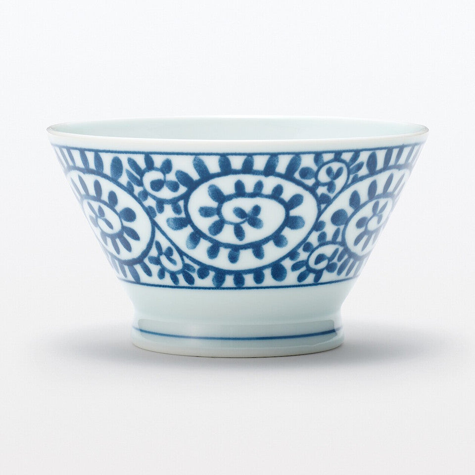 Hasami Ware Porcelain Rice Bowl ‐ Arabesque Pattern