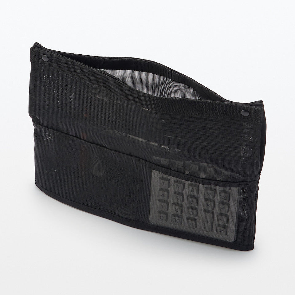 Nylon mesh Self‐standing pouch.