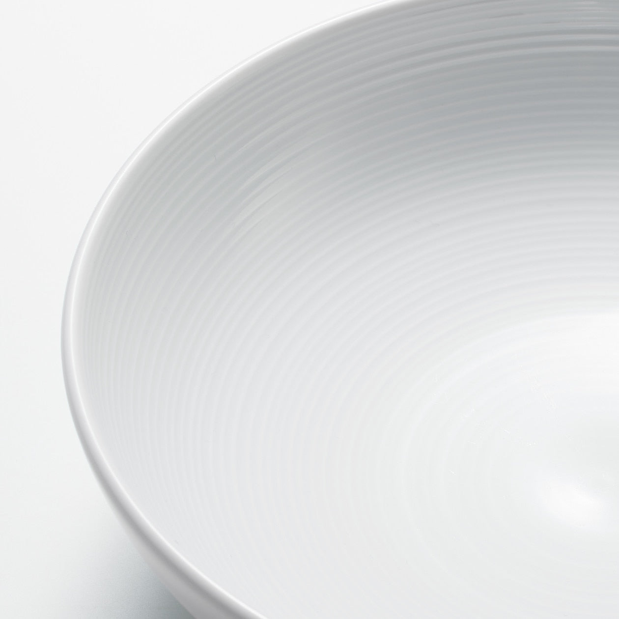 Hakuji White Porcelain Ramen Bowl