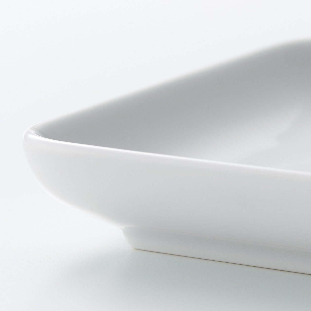 Hakuji White Porcelain Square Plate Small