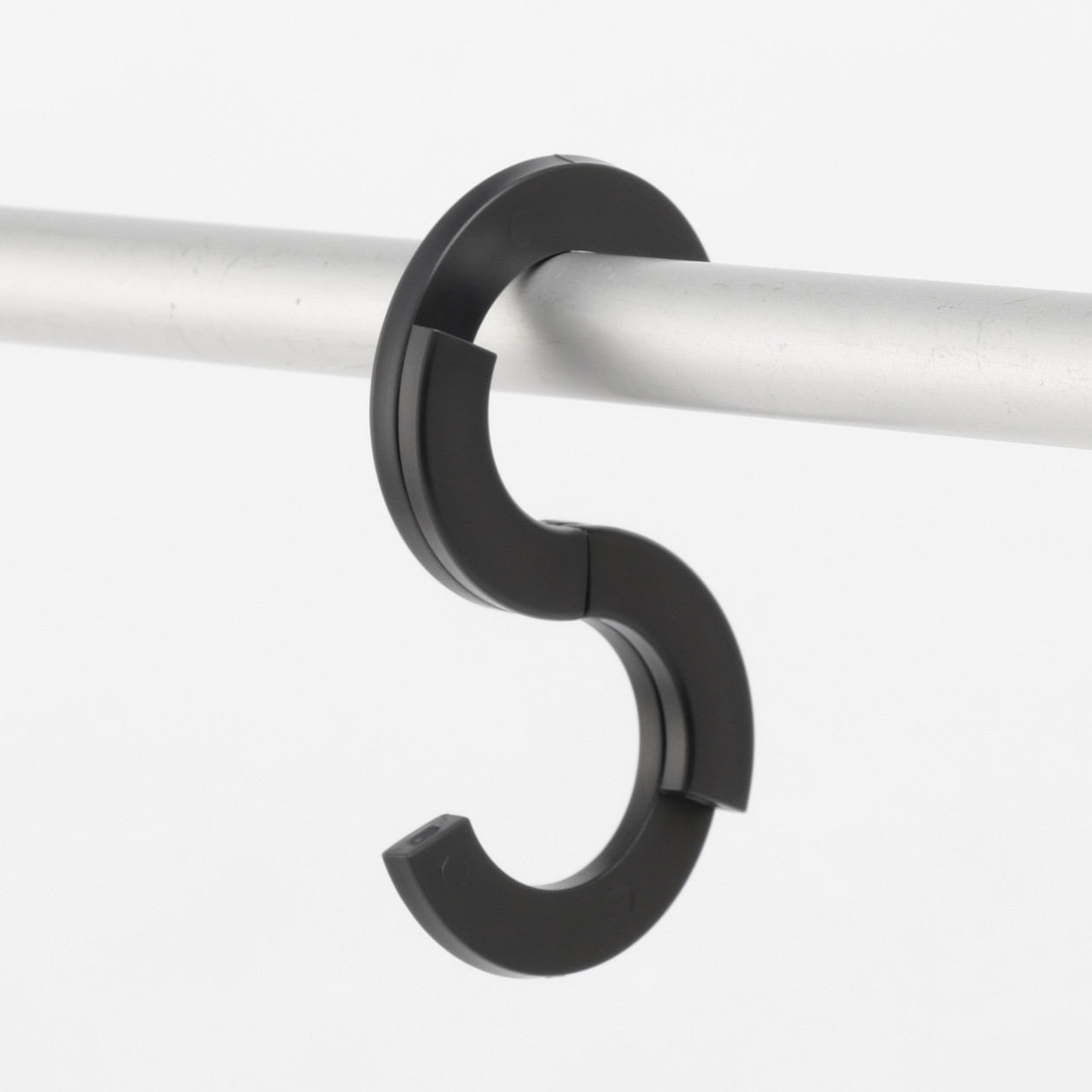 S-SHAPED HOOK GREY