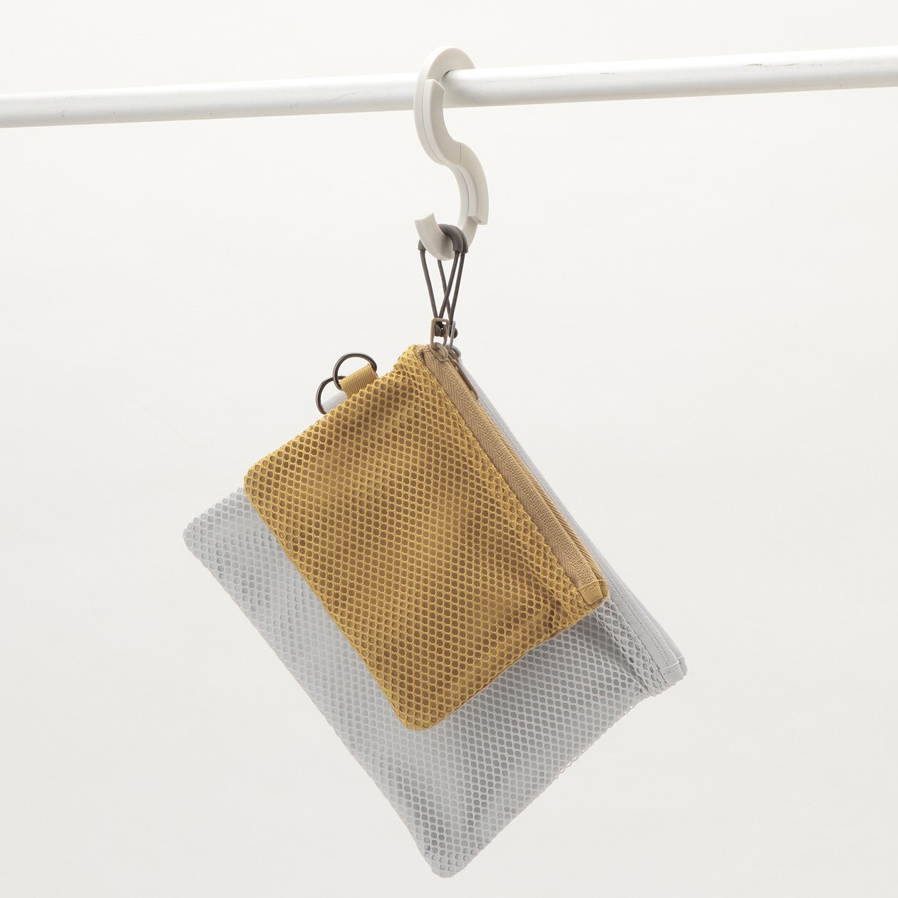 S-SHAPED HOOK GREY