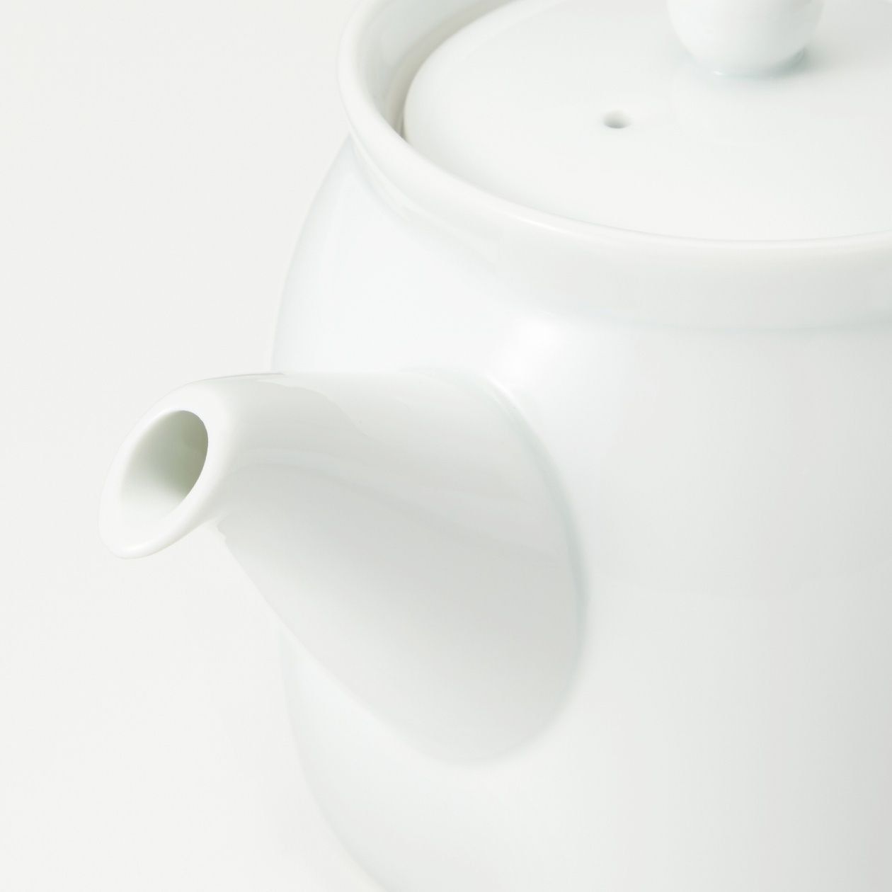 Hakuji White porcelain teapot Small 360ml