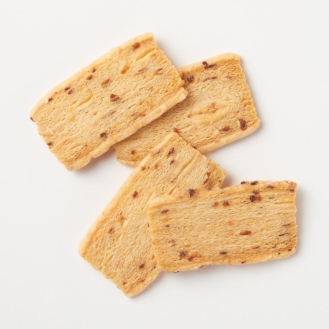 Cheddar & Onion Savoury Biscuits 70g