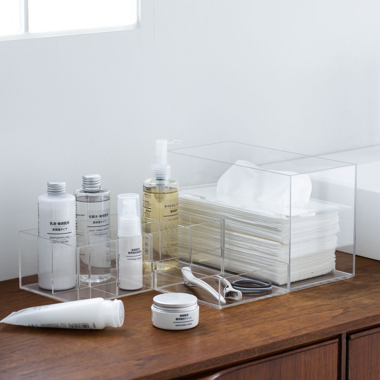 STACKABLE ACRYLIC BOX COVER FOR TISSUES