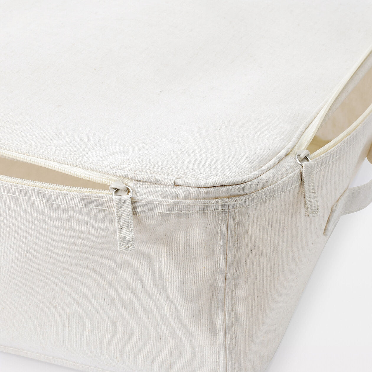 Soft Storage Box with Lid – Garment Case Medium, 59cm
