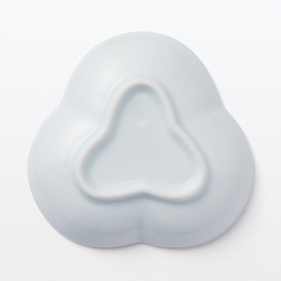 Hasami Ware Porcelain Fortune Plate ‐ Pine White