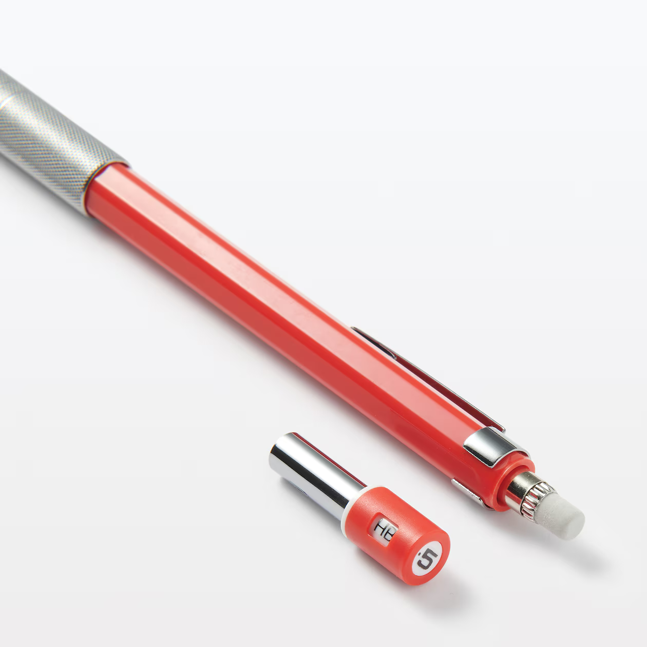 Low center of gravity mechanical pencil