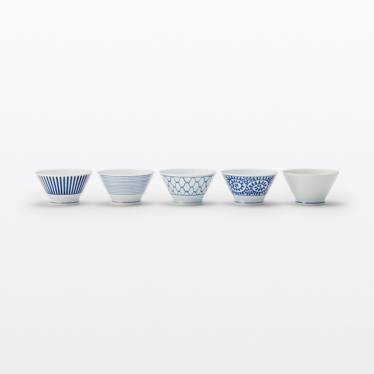 Hasami Ware Porcelain Rice Bowl ‐ Stripe