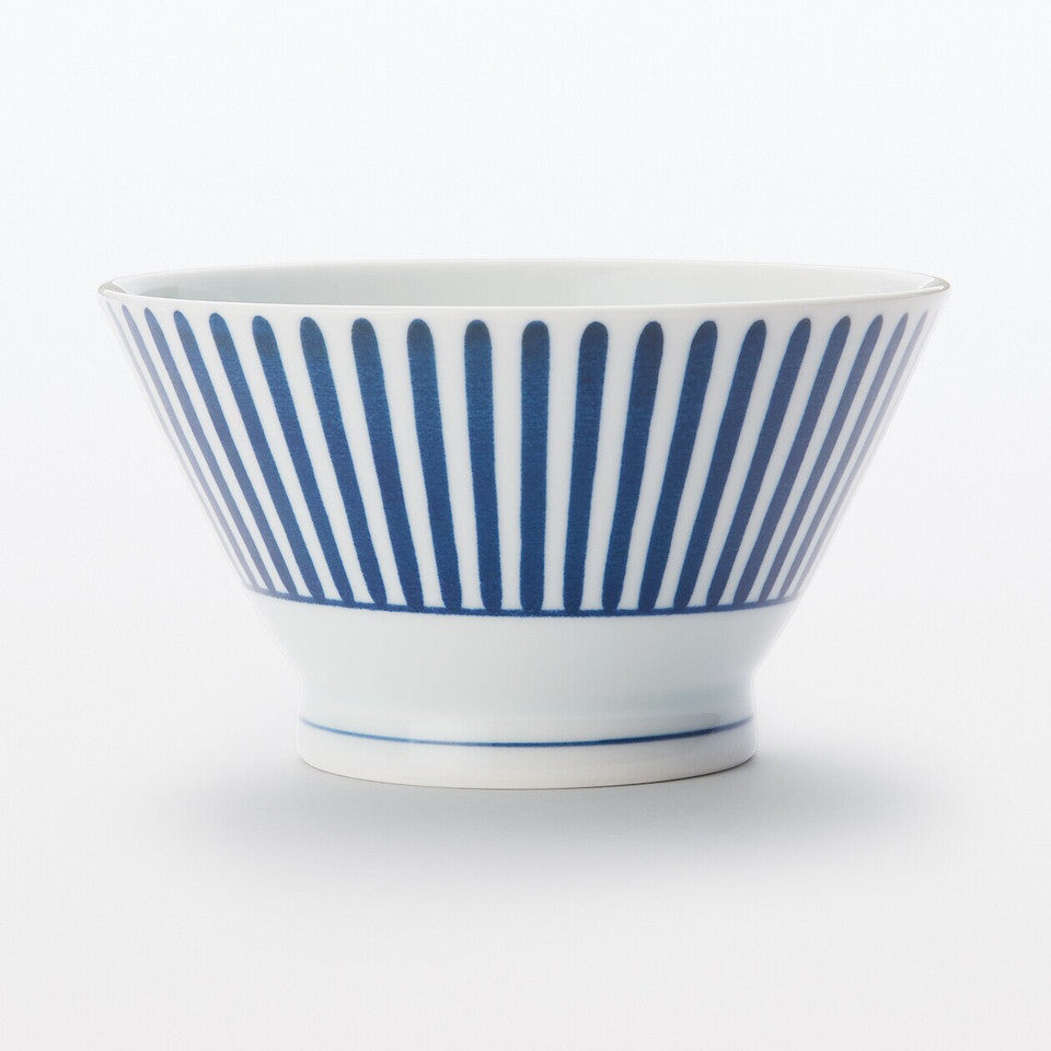 Hasami Ware Porcelain Rice Bowl‐ Fan Stripe