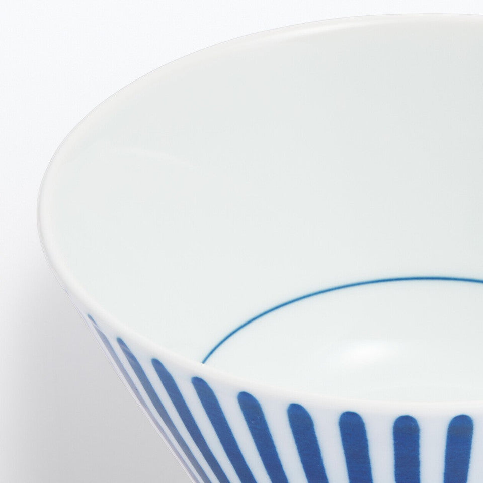 Hasami Ware Porcelain Rice Bowl‐ Fan Stripe