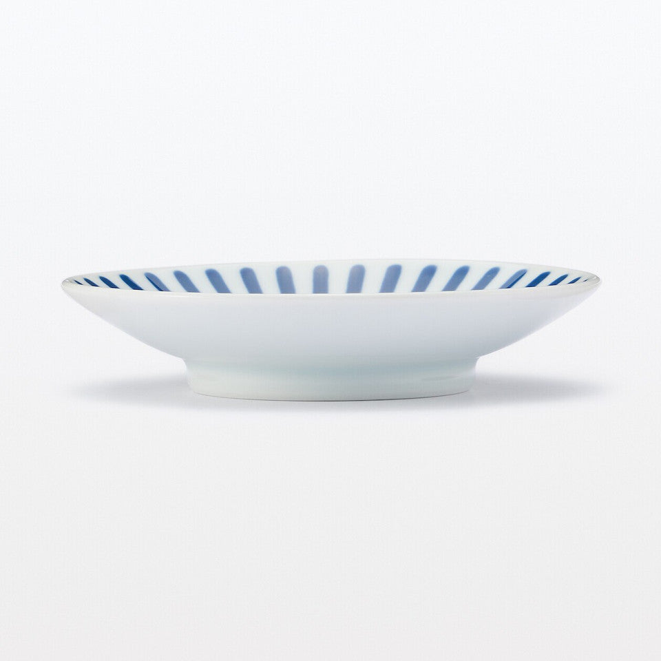 Hasami Ware Porcelain Plate‐ Fan Stripe