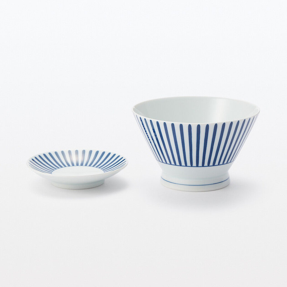 Hasami Ware Porcelain Plate‐ Fan Stripe
