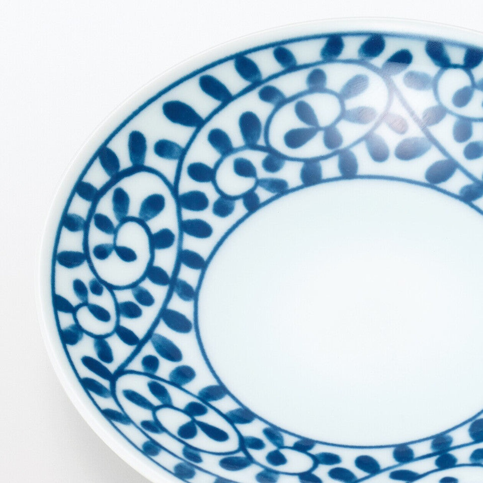 Hasami Ware Porcelain Plate ‐ Arabesque Pattern